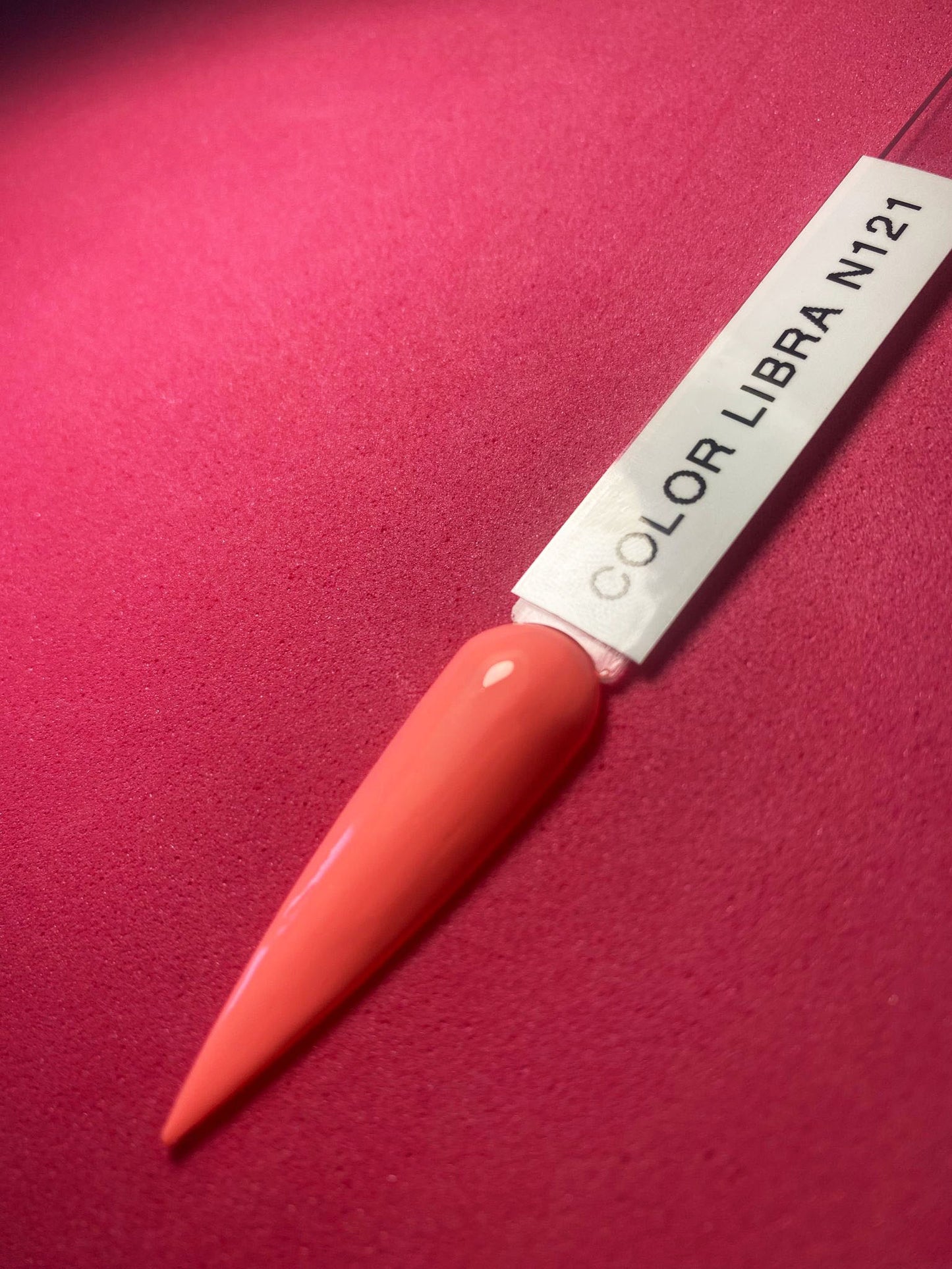 COLOR LIBRA N° 121 - Gel polish ad alta pigmentazione per una copertura intensa