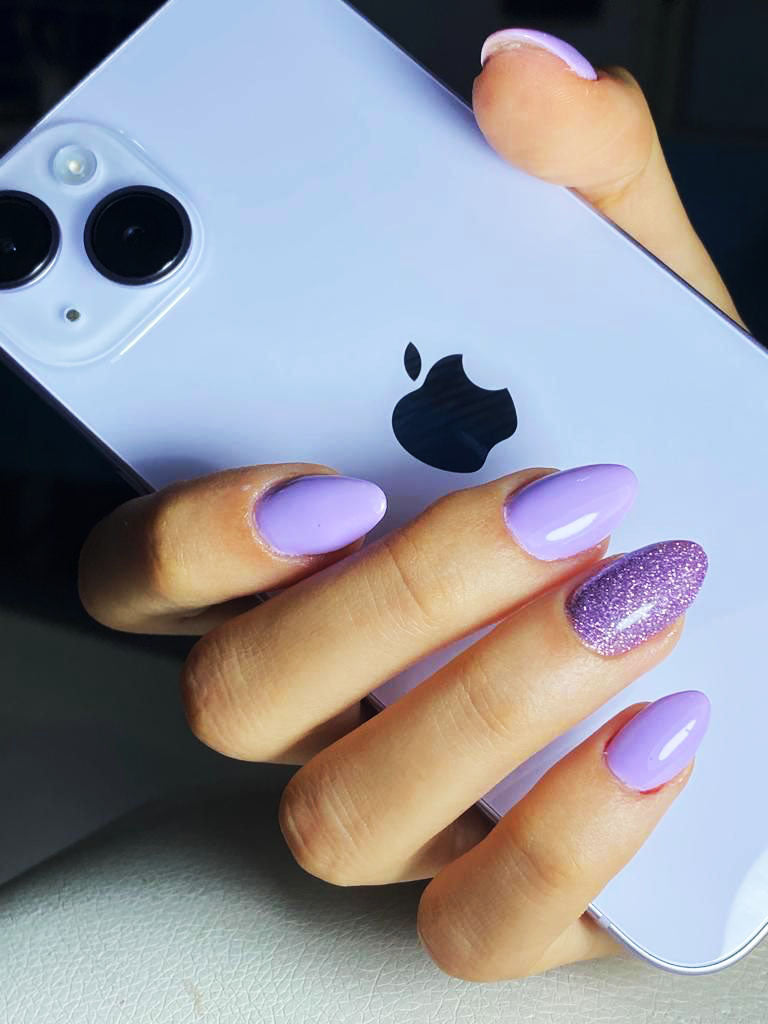 COLOR LIBRA N° 130 - Gel polish ad alta pigmentazione per una copertura intensa