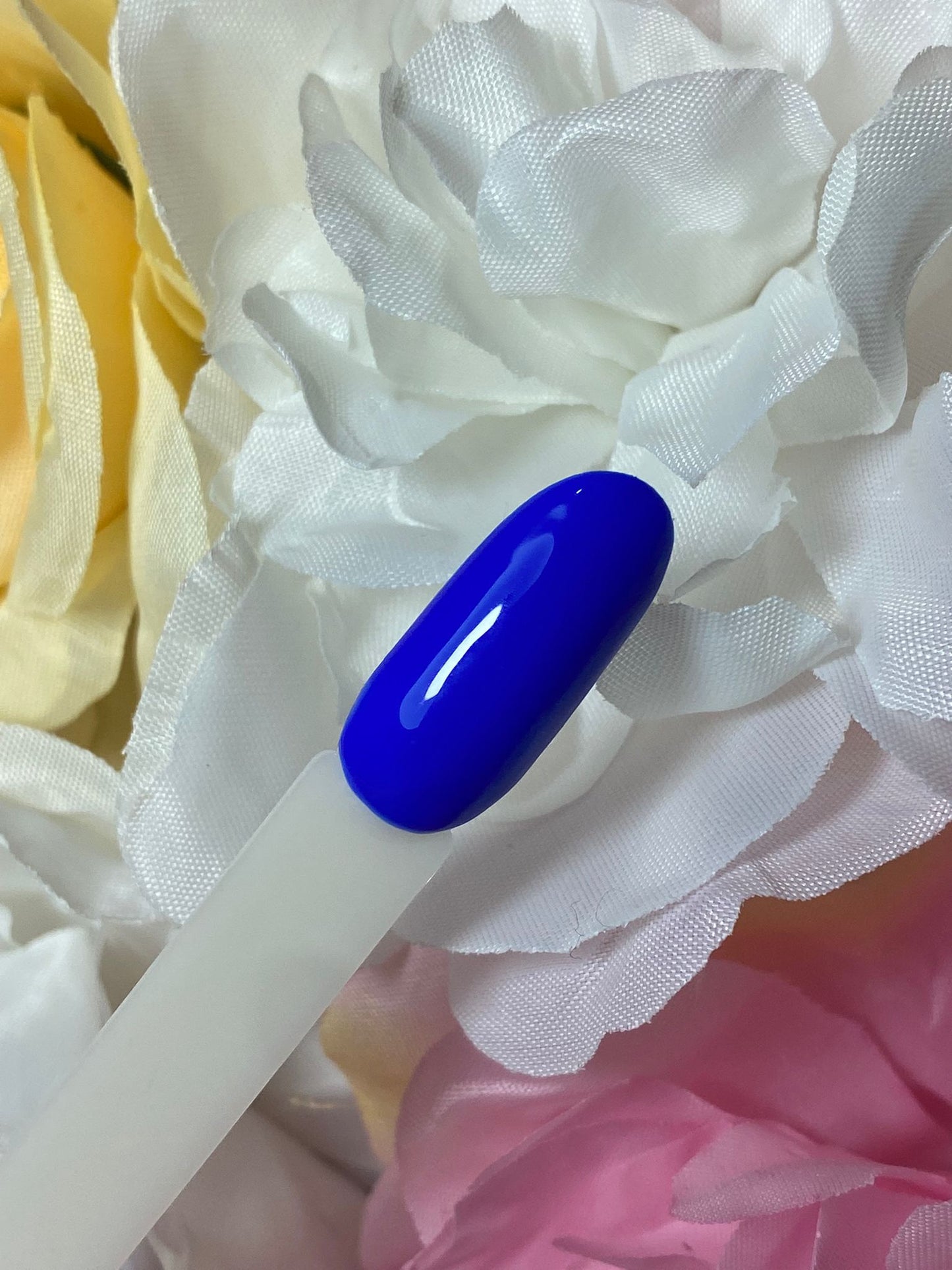 COLOR LIBRA N° 137 - Gel polish ad alta pigmentazione per una copertura intensa