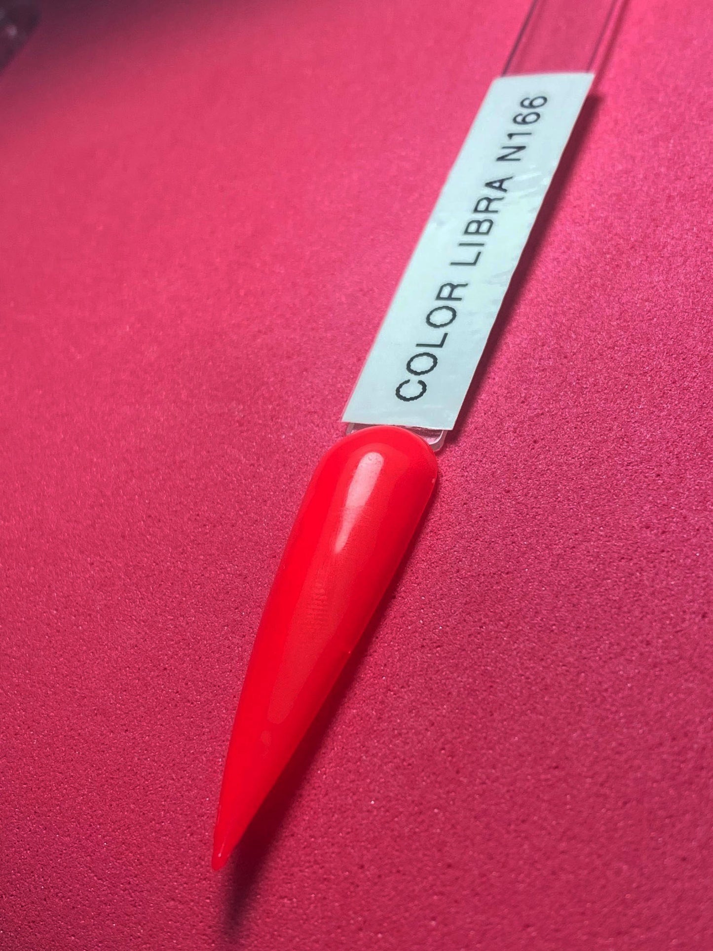 COLOR LIBRA N° 166 - Gel polish ad alta pigmentazione per una copertura intensa