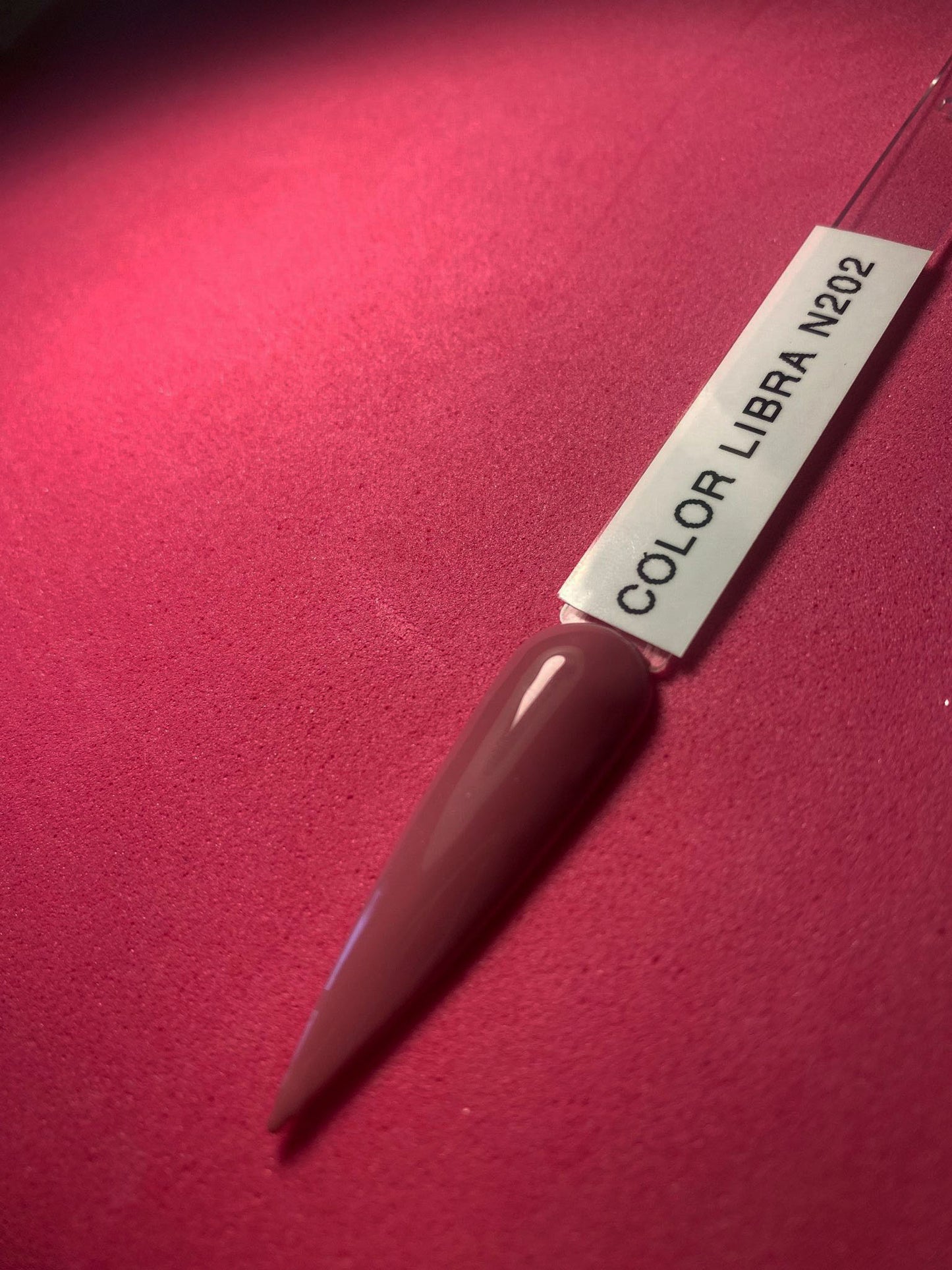 COLOR LIBRA N° 202 - Gel polish ad alta pigmentazione per una copertura intensa