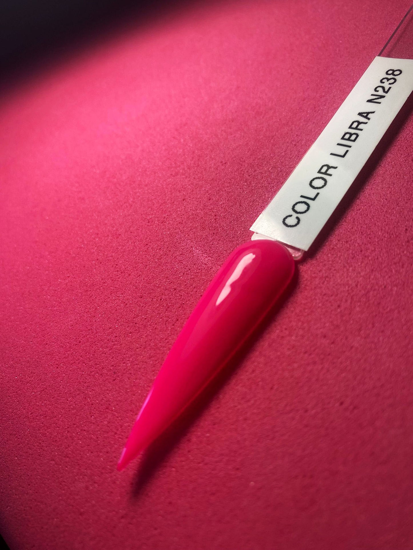 COLOR LIBRA N° 238 - Gel polish ad alta pigmentazione per una copertura intensa