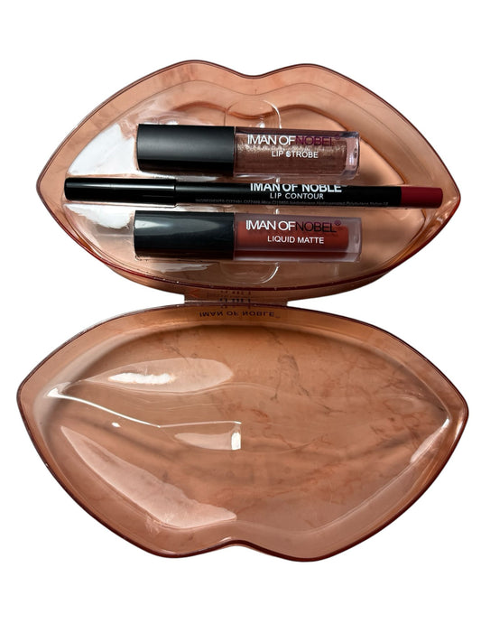 BOX LABBRA TINTA MATTE + LIP GLITTERATO + MATITA